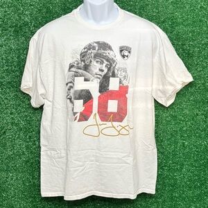 Red and White Short Sleeve Tee with Vintage Graphic jaromir jagr